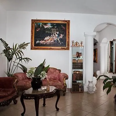 Szálloda Bussola 3*