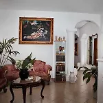 Bussola 3* أناكابْري