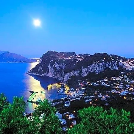 Bussola 3* Anacapri