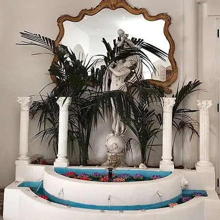 Bussola فندق أناكابْري