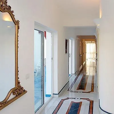 布索拉酒店 酒店